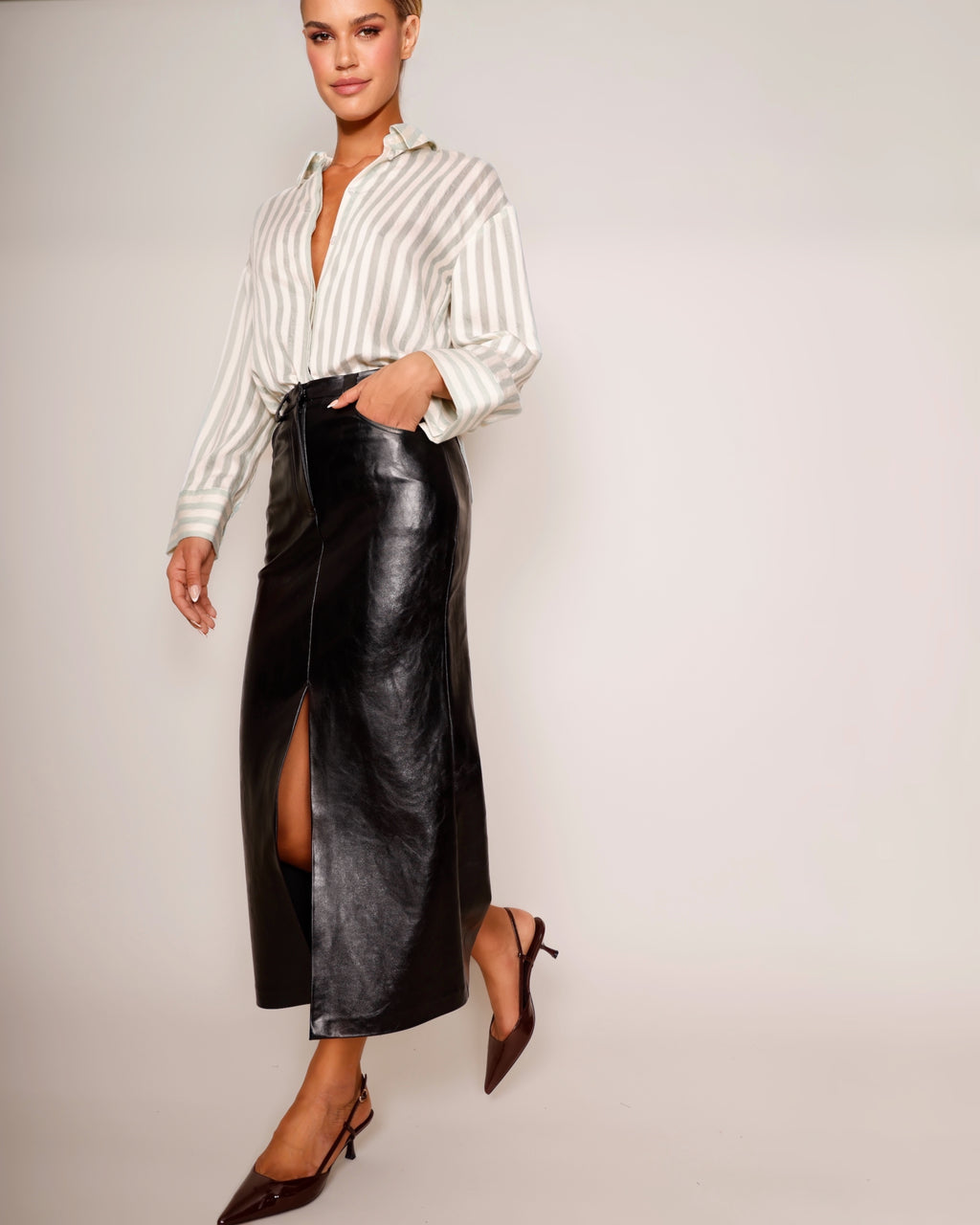 Midi Pencil Skirt Leather black