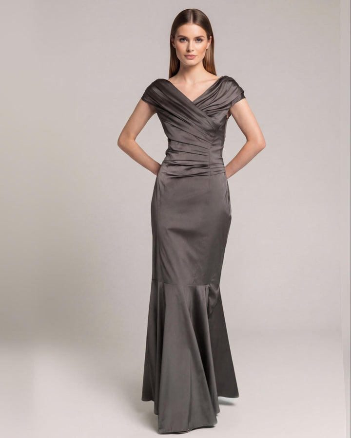 Long Opera umbra grey