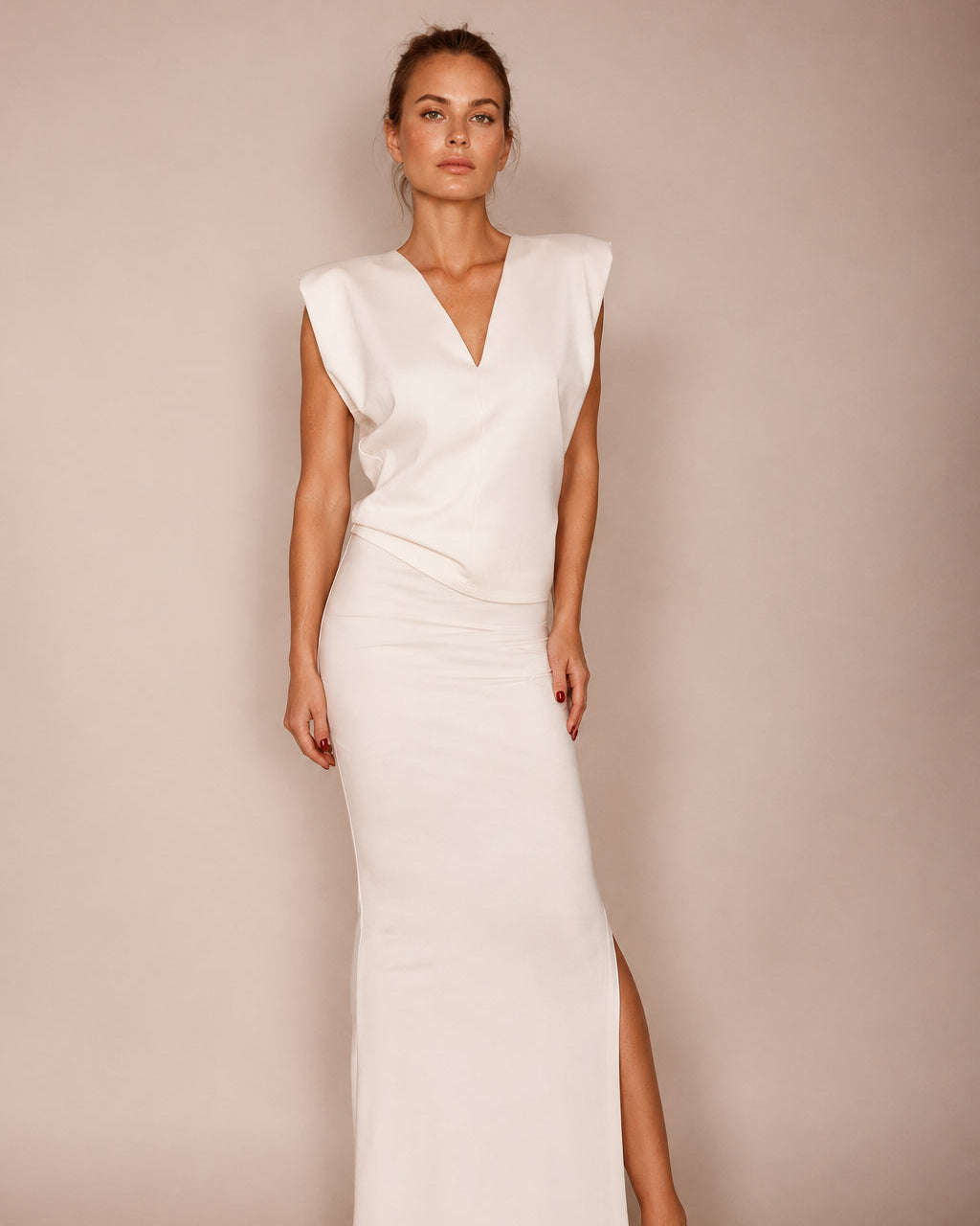 Padded V- Neck Top off white