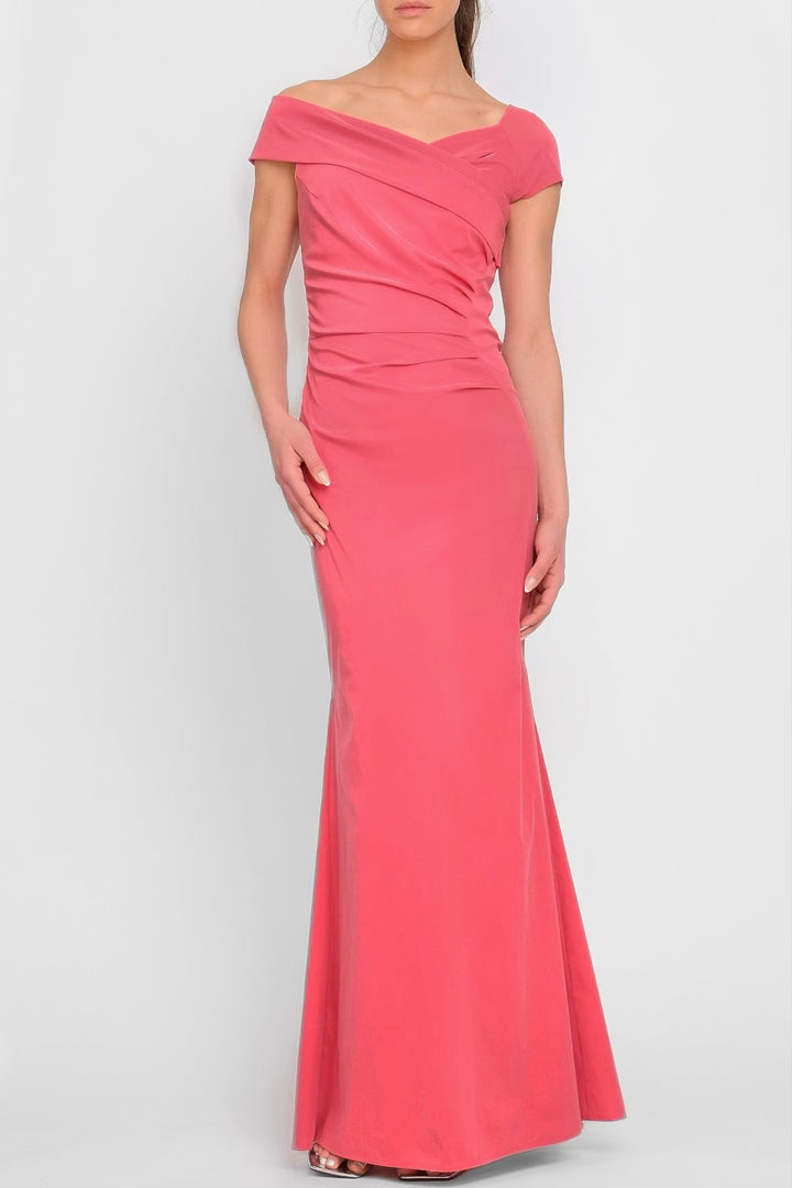 Eternal Classy dress coral