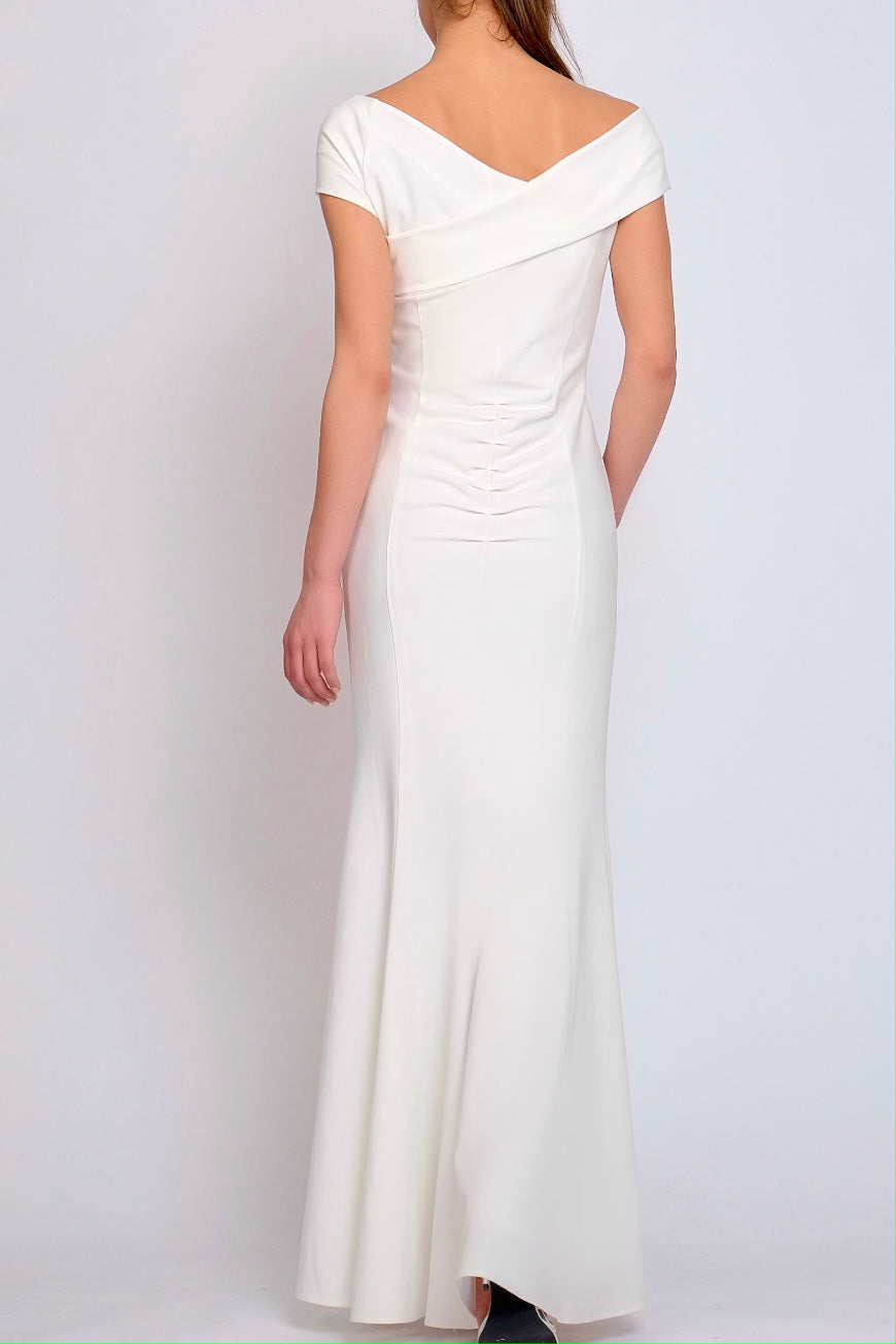 Eternal Classy dress soft ivory