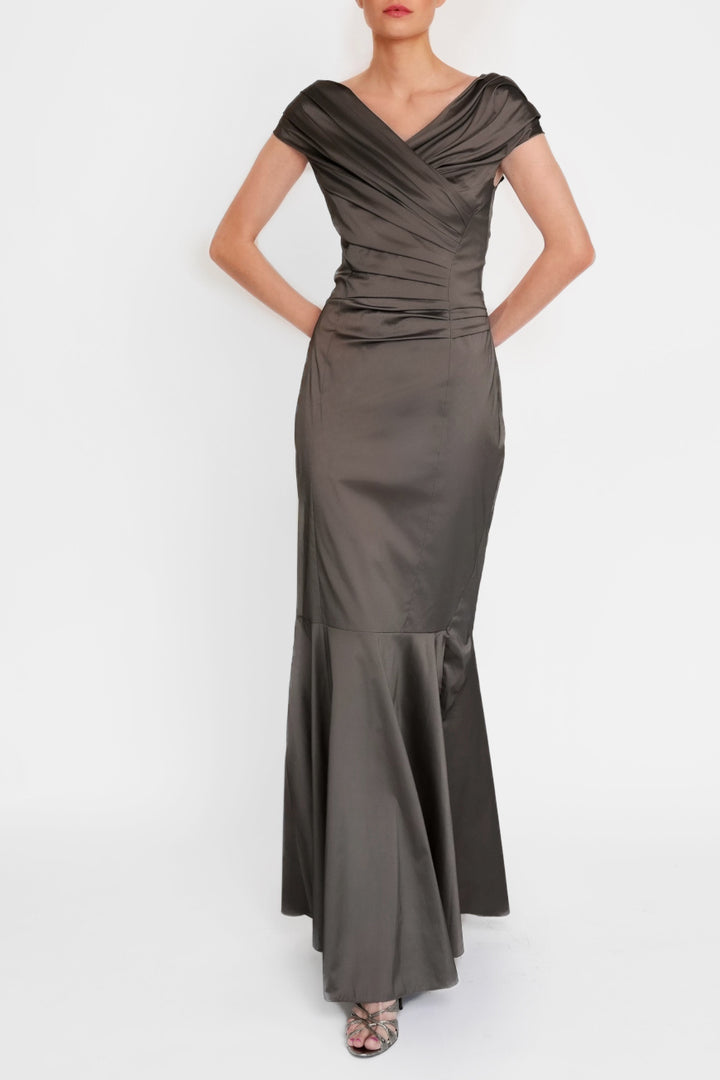 Long Opera umbra grey