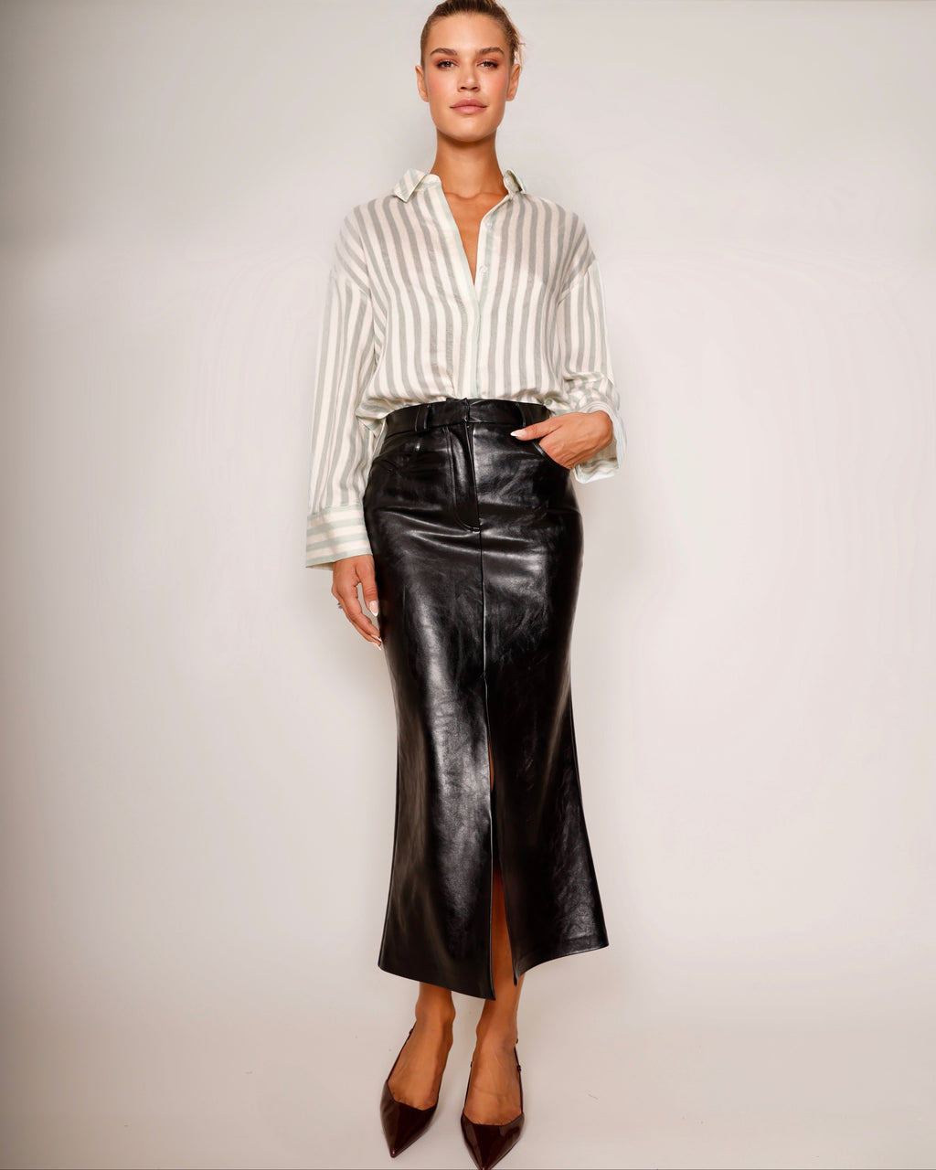 Midi Pencil Skirt Leather black
