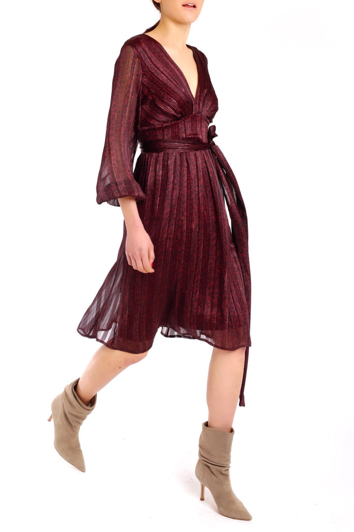 Short Theresa Wine